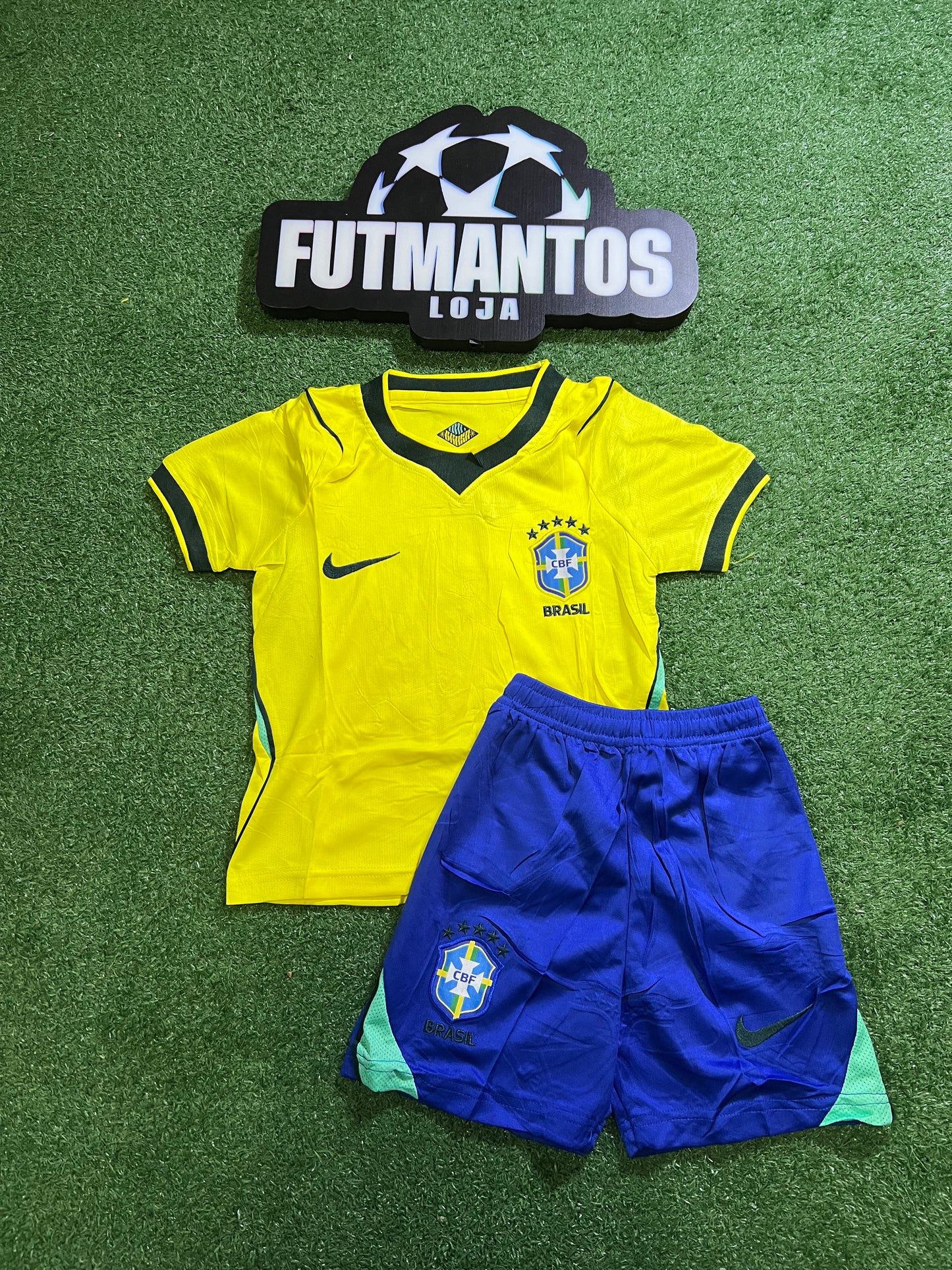 kit Infantil Brasil 26/27 -Gola Escura - Amarelo - FutMantos