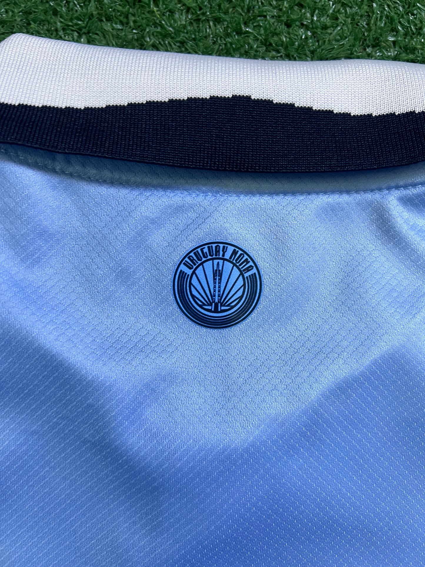 [TAM M] Camisa Uruguai 26/27 -Torcedor | FutMantos