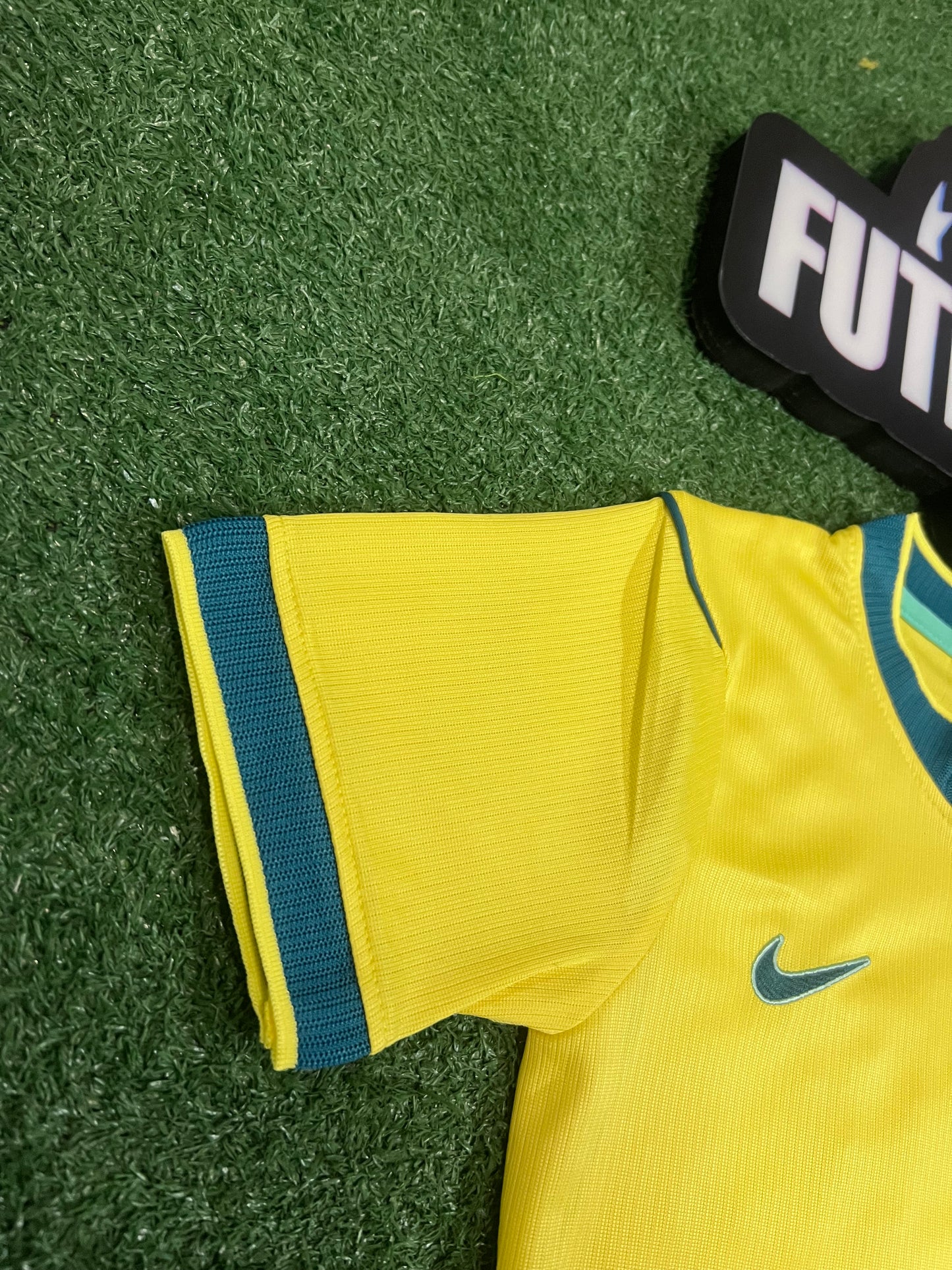 kit Infantil Brasil 26/27 - Amarelo |  FutMantos