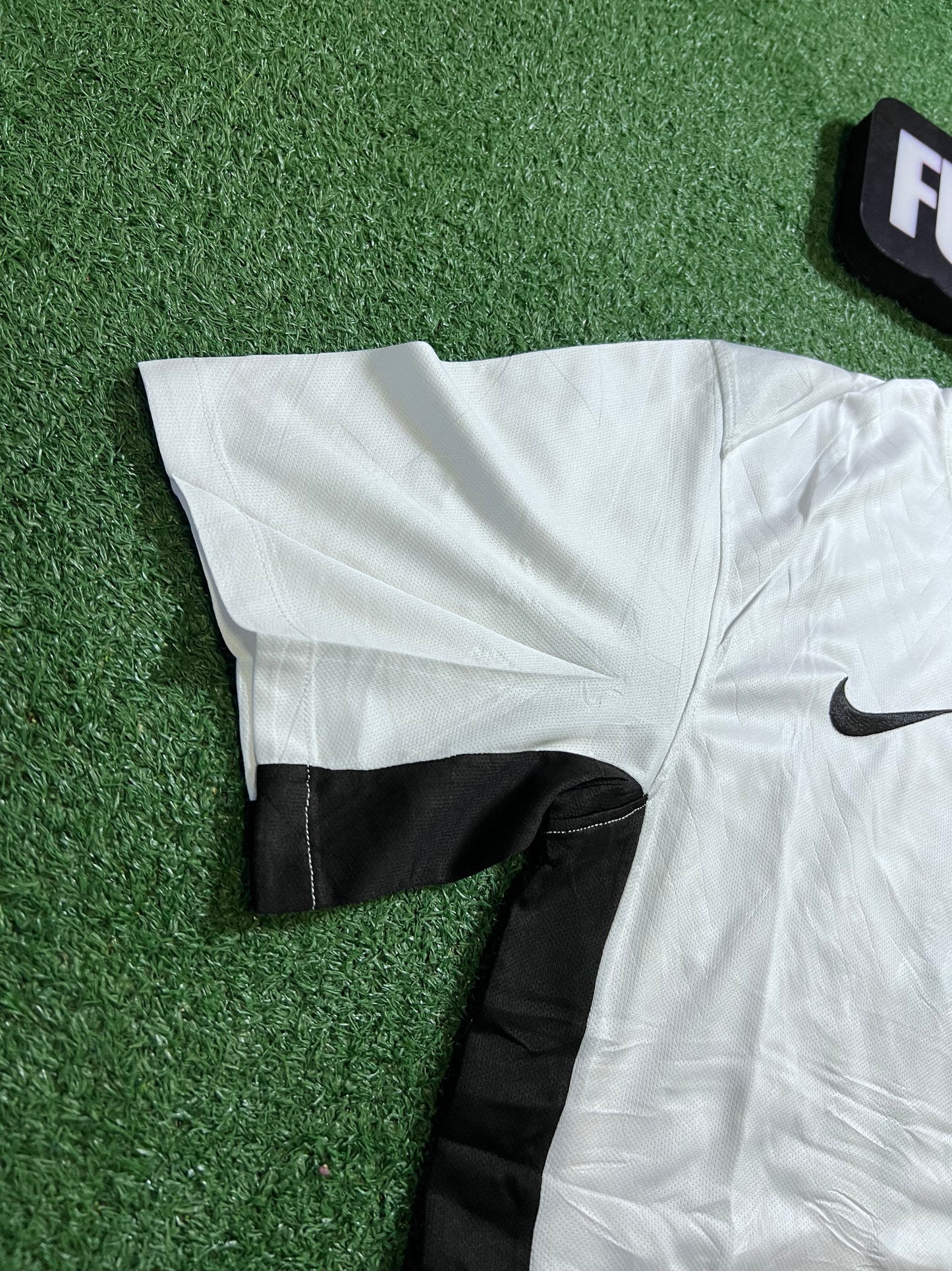 Camisa Uruguai 25/26 -Torcedor -Imperfeição quase imperceptível no tecido | FutMantos