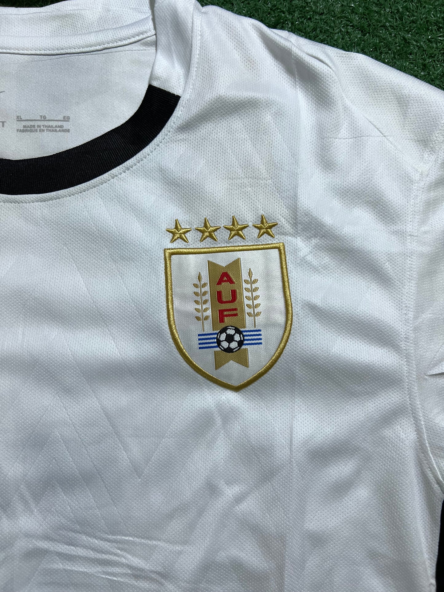 Camisa Uruguai 25/26 -Torcedor -Imperfeição quase imperceptível no tecido | FutMantos