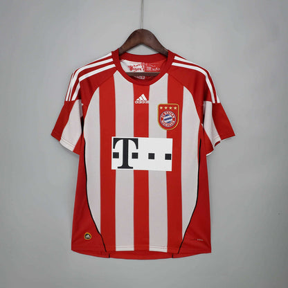 Camisa Bayern de Munique Retrô 2010/2011 Vermelha e Branca - | Futmantos